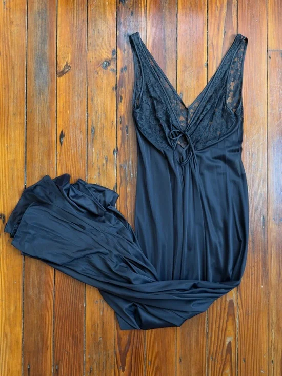 Vintage 70s Olga style 9635 keyhole sleeveless maxi length nightgown black - Picture 4 of 8